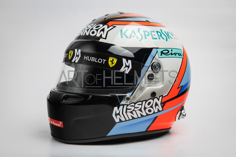 Kimi Räikkönen 2018 Casco Replica 1:1 a grandezza naturale