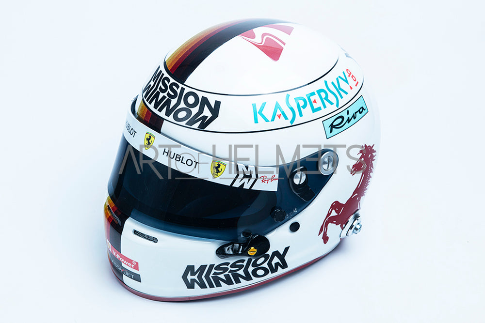 Sebastian vettel helmet hot sale 2019